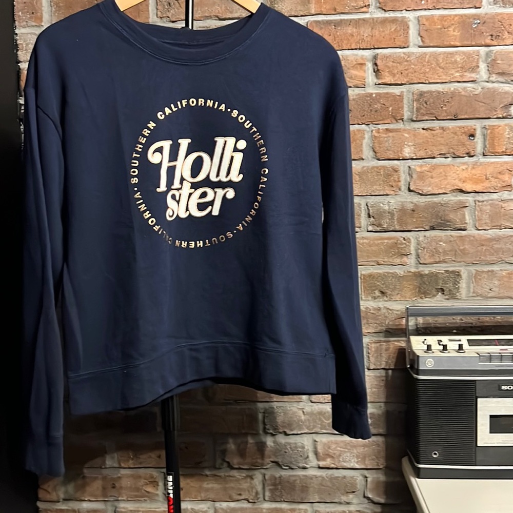 Hollister sweatshirt